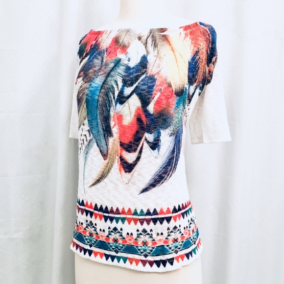 Tops - Colorful Printed White Knit Blouse